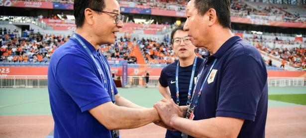 九游娱乐-足协杯冠军归属未定，各队势均力敌