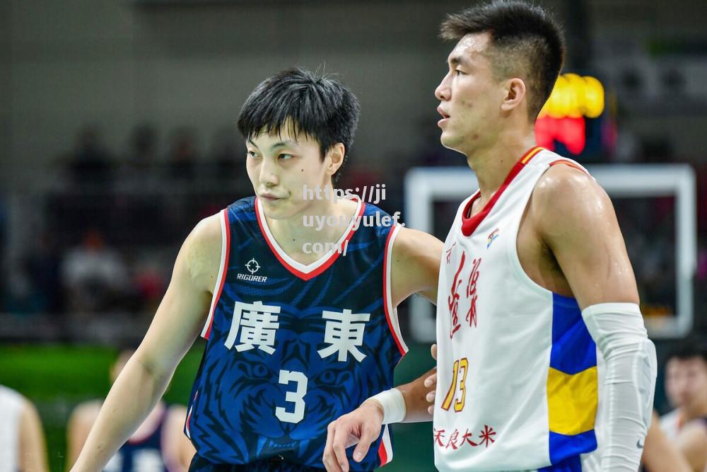 九游娱乐-中南球队在激烈比拼中力克对手，跻身前列